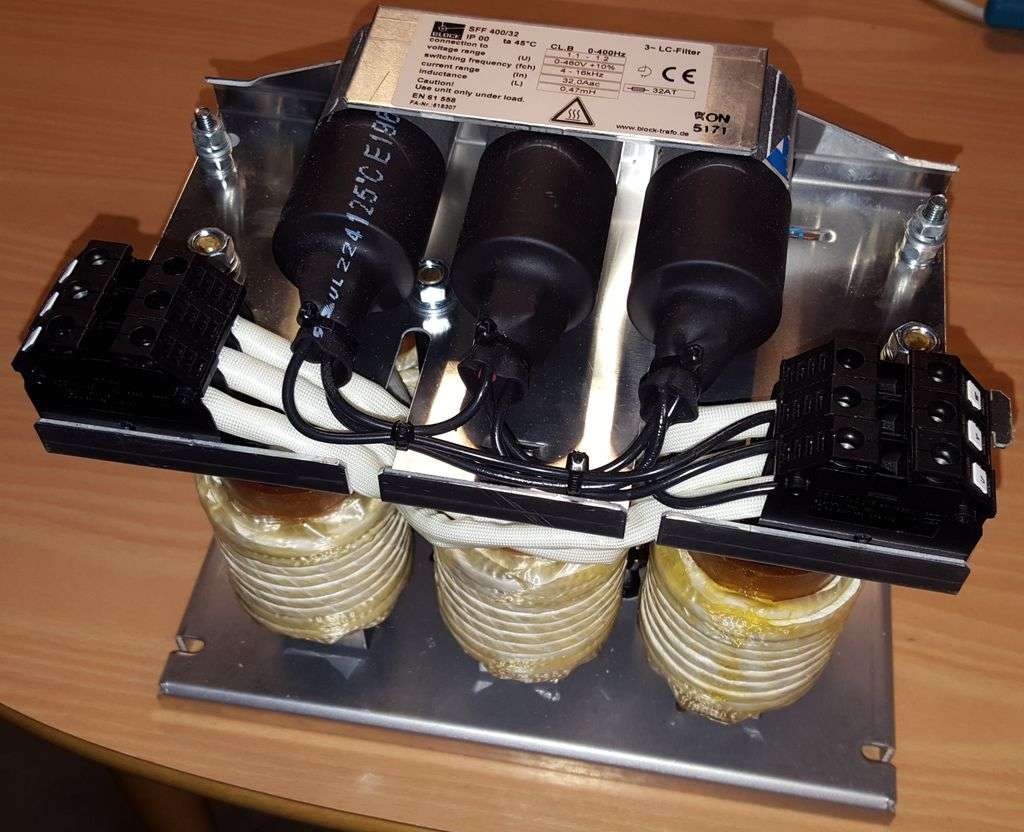 Sinus / sine filter SFF 400/32 IP00