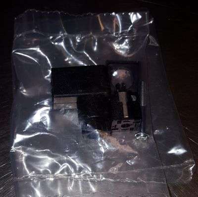 Støpsel CON008 4-polet